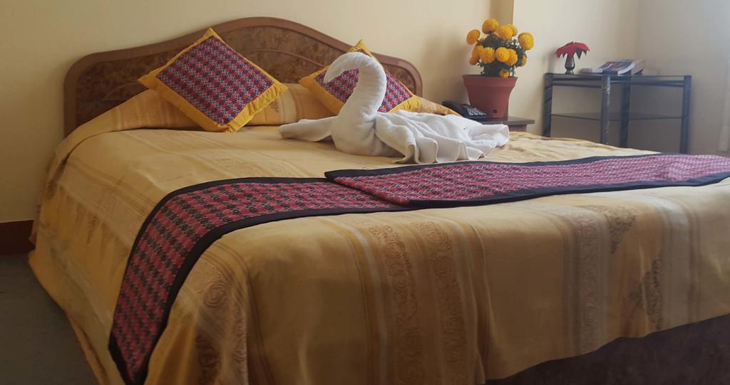 Simrika Homes Bed And Breakfast Katmandú Habitación foto